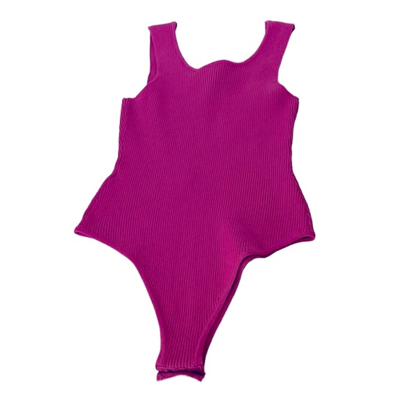 Happily Grey NWT Bodysuit, ribbed, fuchsia color, sizeM - Picture 3 of 7